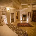 Zara Cave Szálloda