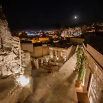 Zara Cave 2* 格雷梅