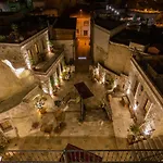 Szálloda Zara Cave 2*