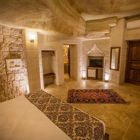 Zara Cave מלון