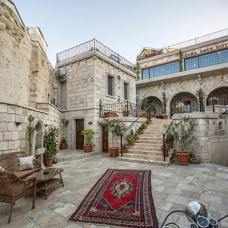 Zara Cave Гореме