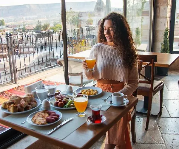 Отель Zara Cave