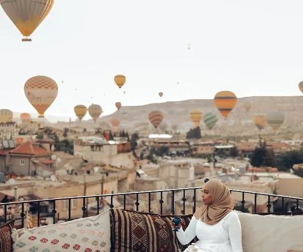 Zara Cave Отель 2*