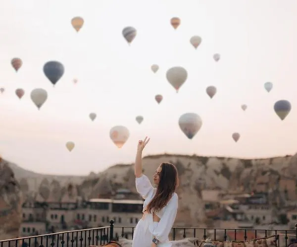 Zara Cave 2* 格雷梅