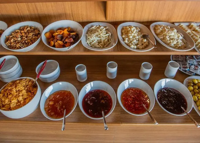 Zara Cave Отель