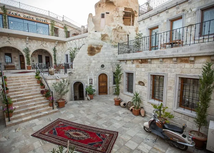 Zara Cave Отель 2*