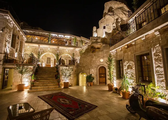 Zara Cave 2* 格雷梅